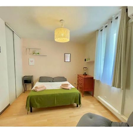 Appartement Calme, A 2 Pas Du Palais Des Papes, Au 3Eme Etage Avignon Exteriör bild